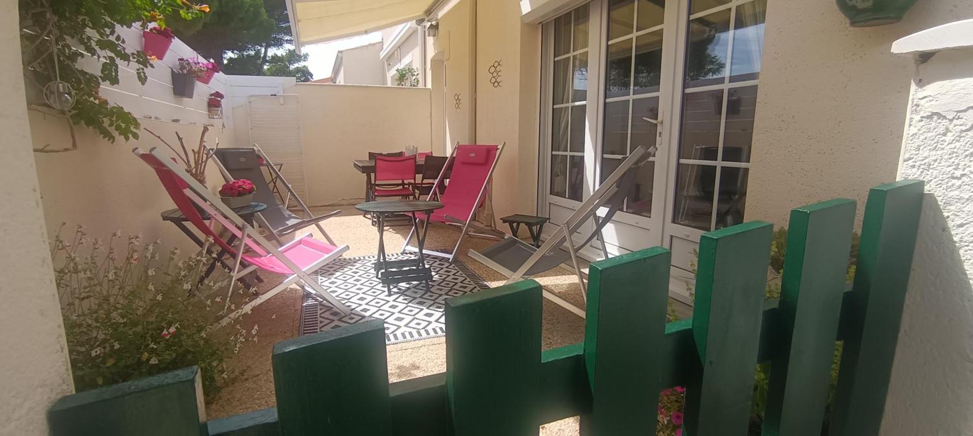 Le Pirate Lazor - Les Sables Vignier Villa Bagian luar foto